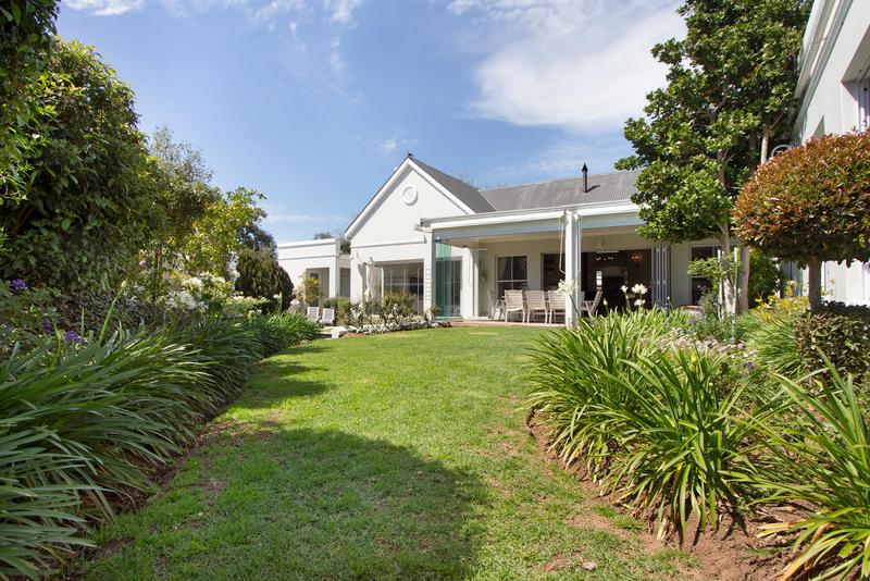4 Bedroom Property for Sale in Steenberg Estate Western Cape